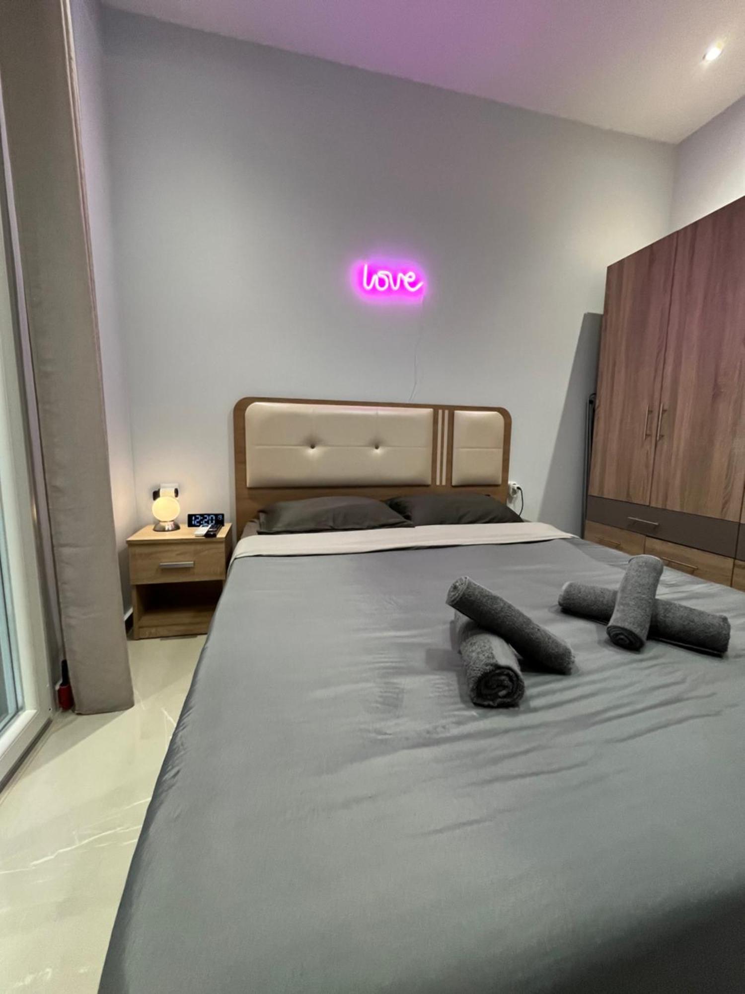 테살로니키 Urban Rotonda Retreat In The City Center! 아파트 외부 사진